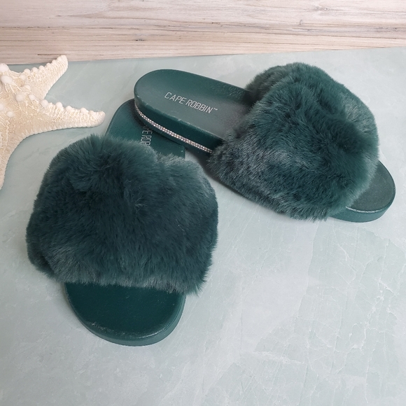 Cape Robbin Shoes - New! Cape Robbin Green Furry Slides